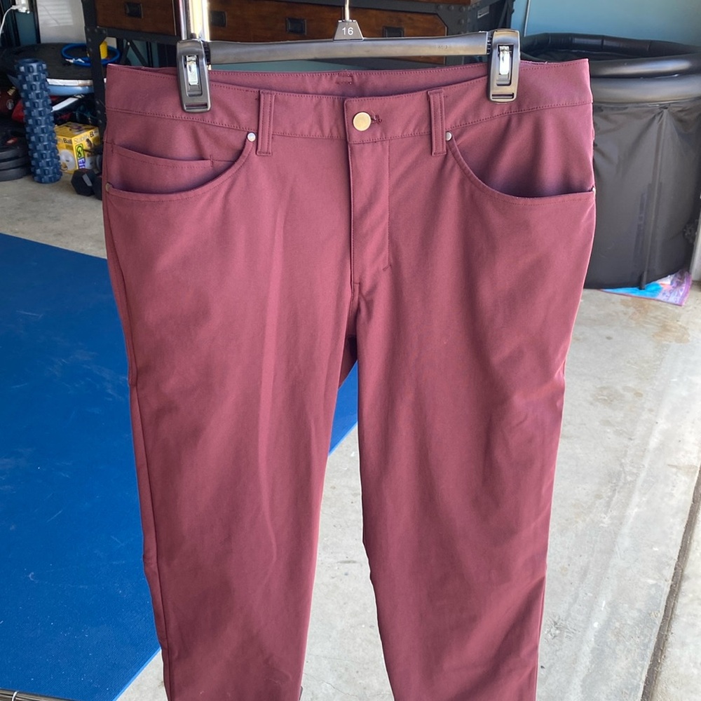 Lululemon Men’s Slim Pants 34/34